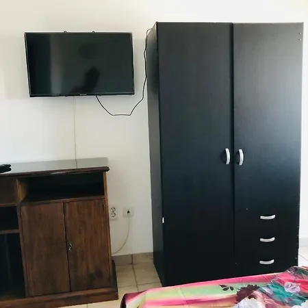Vila Iuliana Gasthuis Costinesti